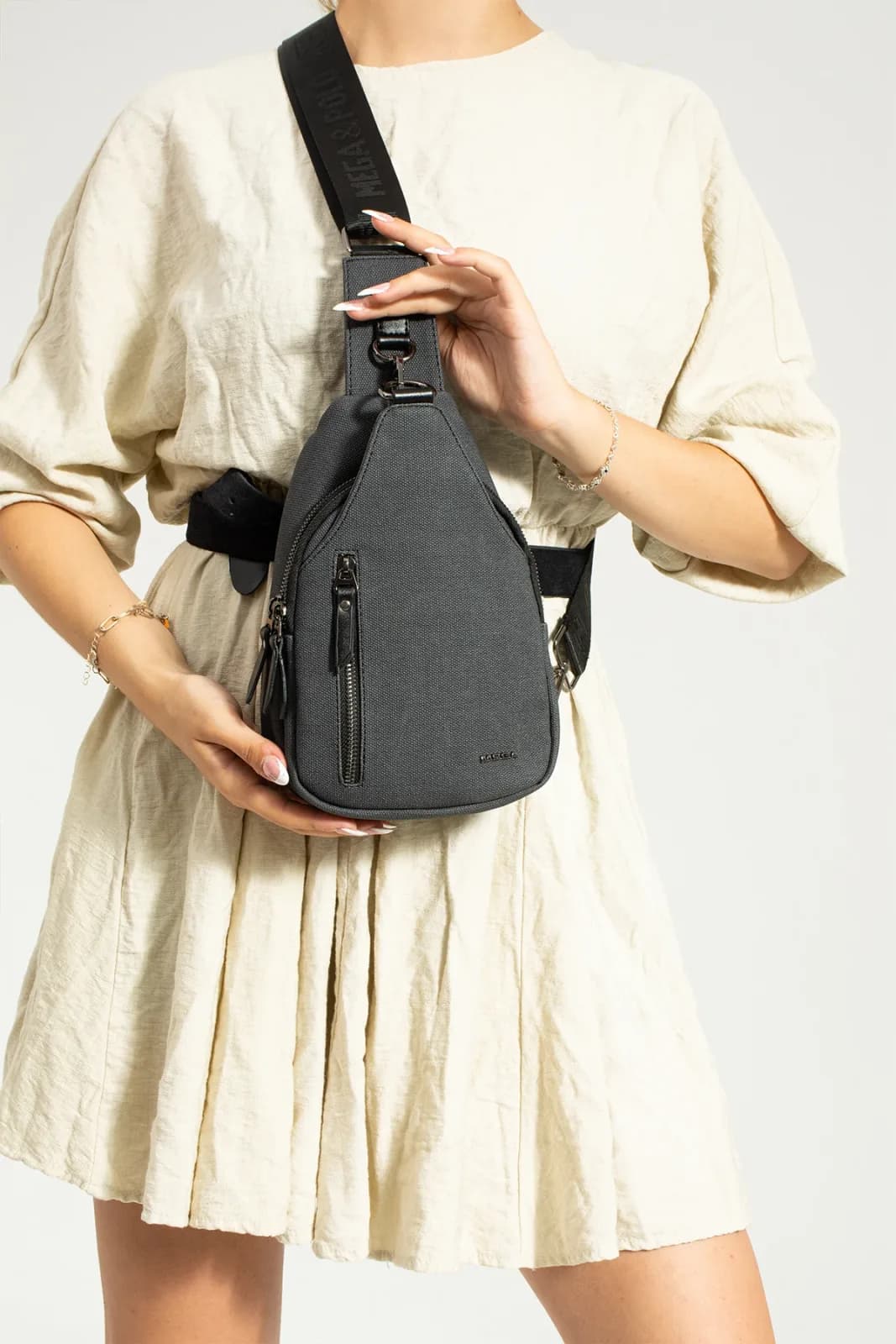 Mega Çanta M708 Canvas Kumaş, Kadın Bodybag Çapraz Çanta